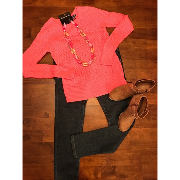 American Eagle Outfitters Sweaters - Adorable Bright Coral Sweater fro American Eagle